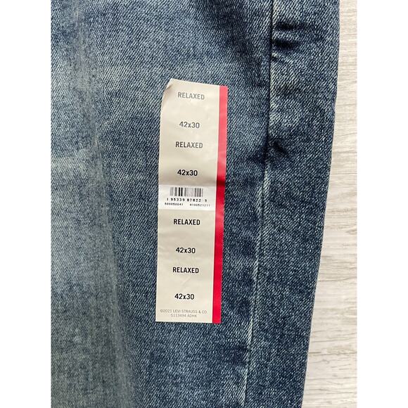 Levis 42x30 Mens Jeans Blue Denim Relaxed Fit Straight Leg - Picture 3 of 13